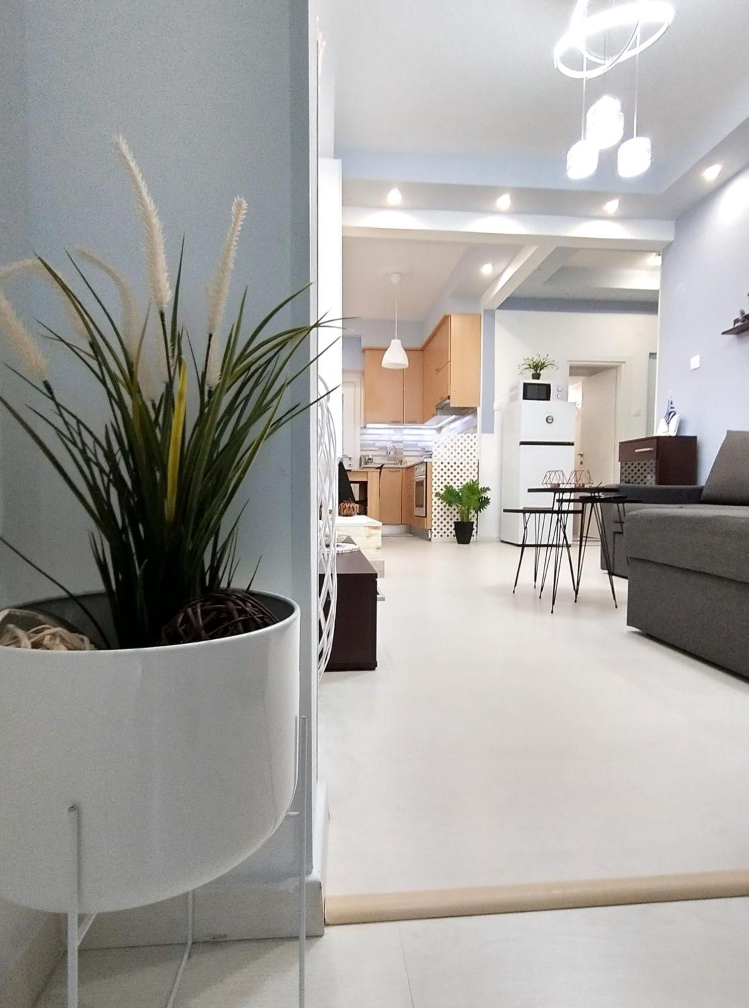 Niko'S Apartment - Beautiful Sea View Apartment ! Peraía エクステリア 写真